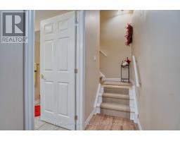 7 - 80 CENTRE STREET - 23