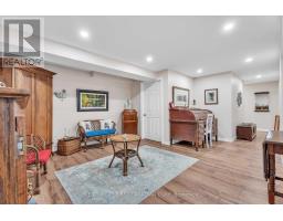 7 - 80 CENTRE STREET - 29