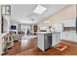 7 - 80 CENTRE STREET - 7