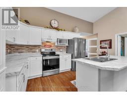 7 - 80 CENTRE STREET - 9