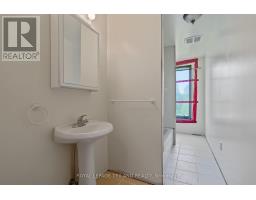 25090 DUNDONALD ROAD - 18