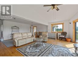 25090 DUNDONALD ROAD - 7
