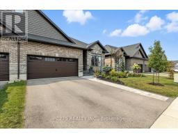 23 MATHESON CRESCENT - 4