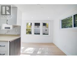 28 SPRINGBANK DRIVE - 32