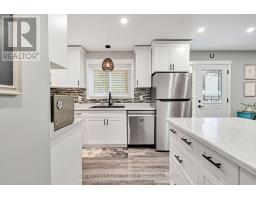 392 HOMESTEAD COURT - 6