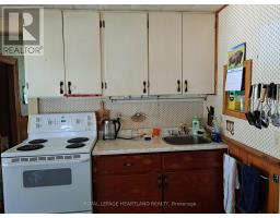 22 WHITEHEAD STREET - 13