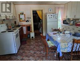 22 WHITEHEAD STREET - 14