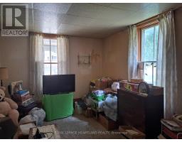 22 WHITEHEAD STREET - 5