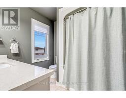 14 PENHALE AVENUE N - 19