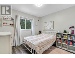 14 PENHALE AVENUE N - 22