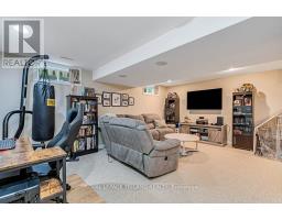 14 PENHALE AVENUE N - 28