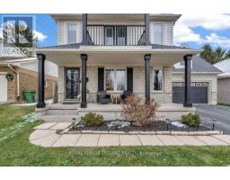 14 PENHALE AVENUE N - 3