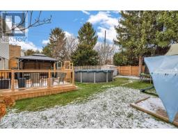 14 PENHALE AVENUE N - 35