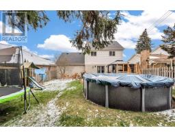 14 PENHALE AVENUE N - 38