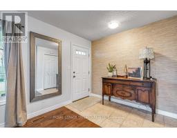 14 PENHALE AVENUE N - 4