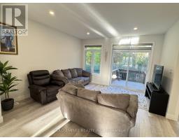 45 - 990 DEVERON CRESCENT - 16