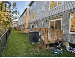 45 - 990 DEVERON CRESCENT - 37