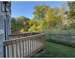 45 - 990 DEVERON CRESCENT - 39