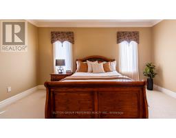 369 SKYLINE AVENUE - 29