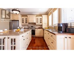 369 SKYLINE AVENUE - 6