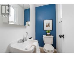 241 HOMESTEAD CRESCENT - 16