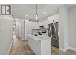 790 BANYAN LANE - 10