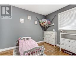 296 BOURNEMOUTH DRIVE - 17