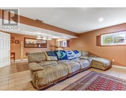 296 BOURNEMOUTH DRIVE - 19