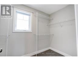 39 MUIRFIELD DRIVE - 30