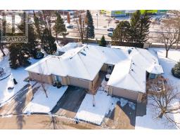 6 - 93 PINE VALLEY GATE - 38