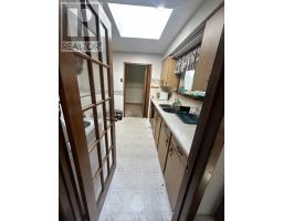 114 ARCHER CRESCENT - 13