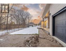 9 - 7100 KILBOURNE ROAD - 29