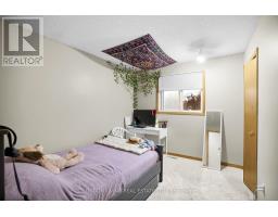 42 BOURBON LANE - 12