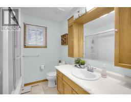 42 BOURBON LANE - 14