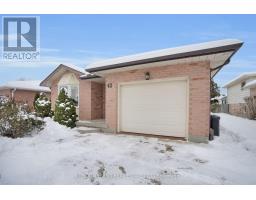 42 BOURBON LANE - 28