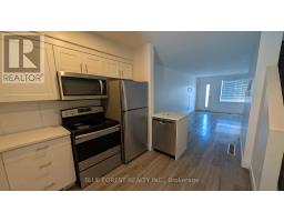 49 TOULON CRESCENT - 2