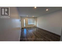 49 TOULON CRESCENT - 6