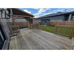 3319 REGIMENT ROAD - 32