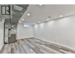 4 MAXWELL CRESCENT - 32