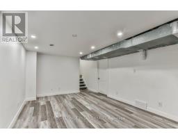 4 MAXWELL CRESCENT - 34