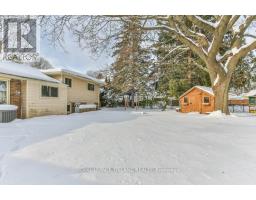 4 MAXWELL CRESCENT - 36