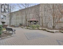 402 - 500 TALBOT STREET - 26