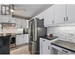 39 - 1625 PURSER STREET - 10