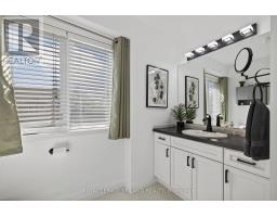 39 - 1625 PURSER STREET - 21