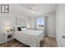 39 - 1625 PURSER STREET - 23