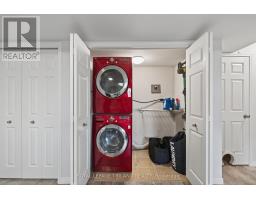 39 - 1625 PURSER STREET - 31