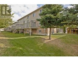 39 - 1625 PURSER STREET - 36