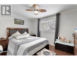 412 FERNDALE AVENUE - 16