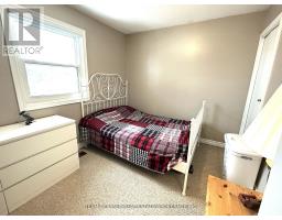 630 VICTORIA STREET - 19