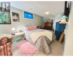 630 VICTORIA STREET - 32